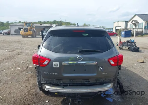 2019 Nissan Pathfinder S z USA, uszkodzony, nr VIN 5N1DR2MM7KC588833